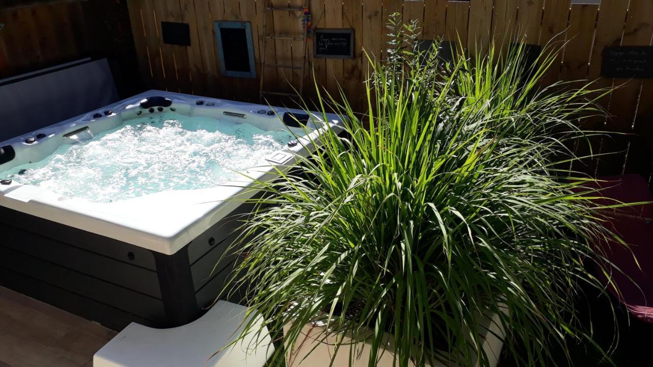 Chambre Chez L'Habitant Avec Spa Et Petit-Dejeuner En Lisiere De Foret เลอแตช ภายนอก รูปภาพ