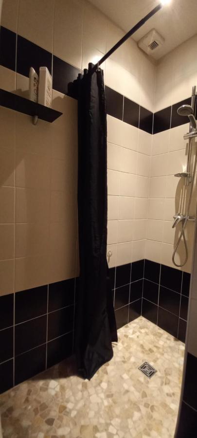 Chambre Chez L'Habitant Avec Spa Et Petit-Dejeuner En Lisiere De Foret เลอแตช ภายนอก รูปภาพ