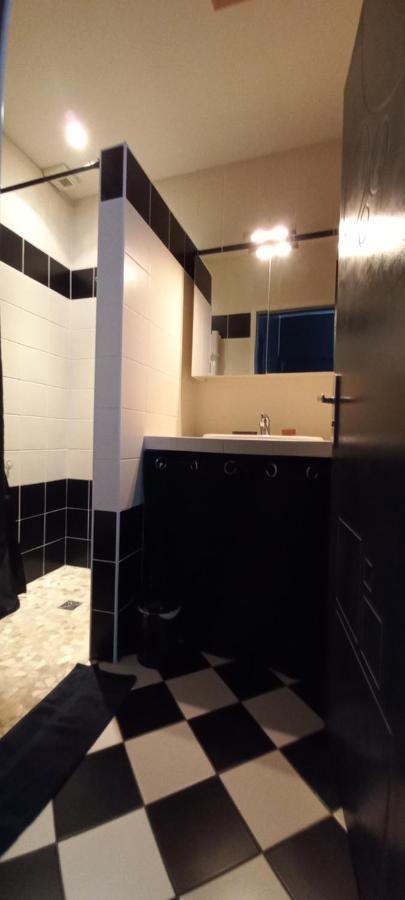 Chambre Chez L'Habitant Avec Spa Et Petit-Dejeuner En Lisiere De Foret เลอแตช ภายนอก รูปภาพ